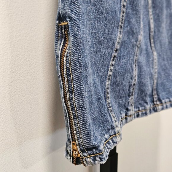 80's Georges Marciano Guess Denim Jean Skirt Side Bottom Zippers Med Wash Size 2 - Picture 6 of 16